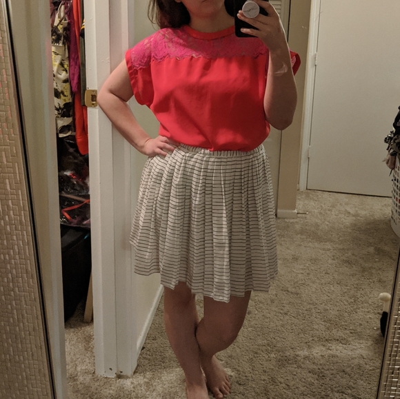 Gifted - Picture 2 of 9